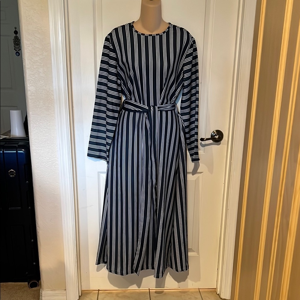 Elegant Striped Long Sleeve Dress